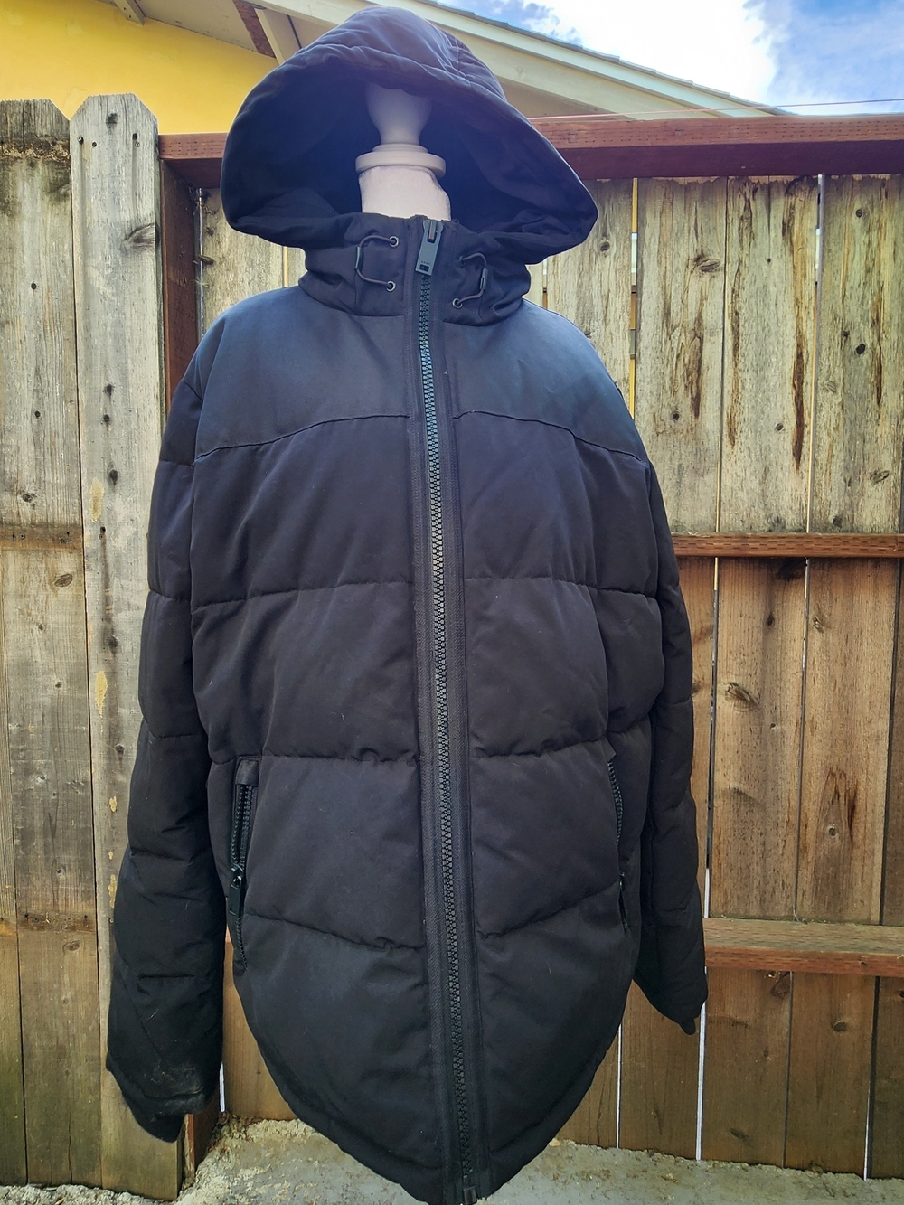 DKNY Men's Heavyweight Mixed Media Hooded Puffer Jacket Coat Black [L]